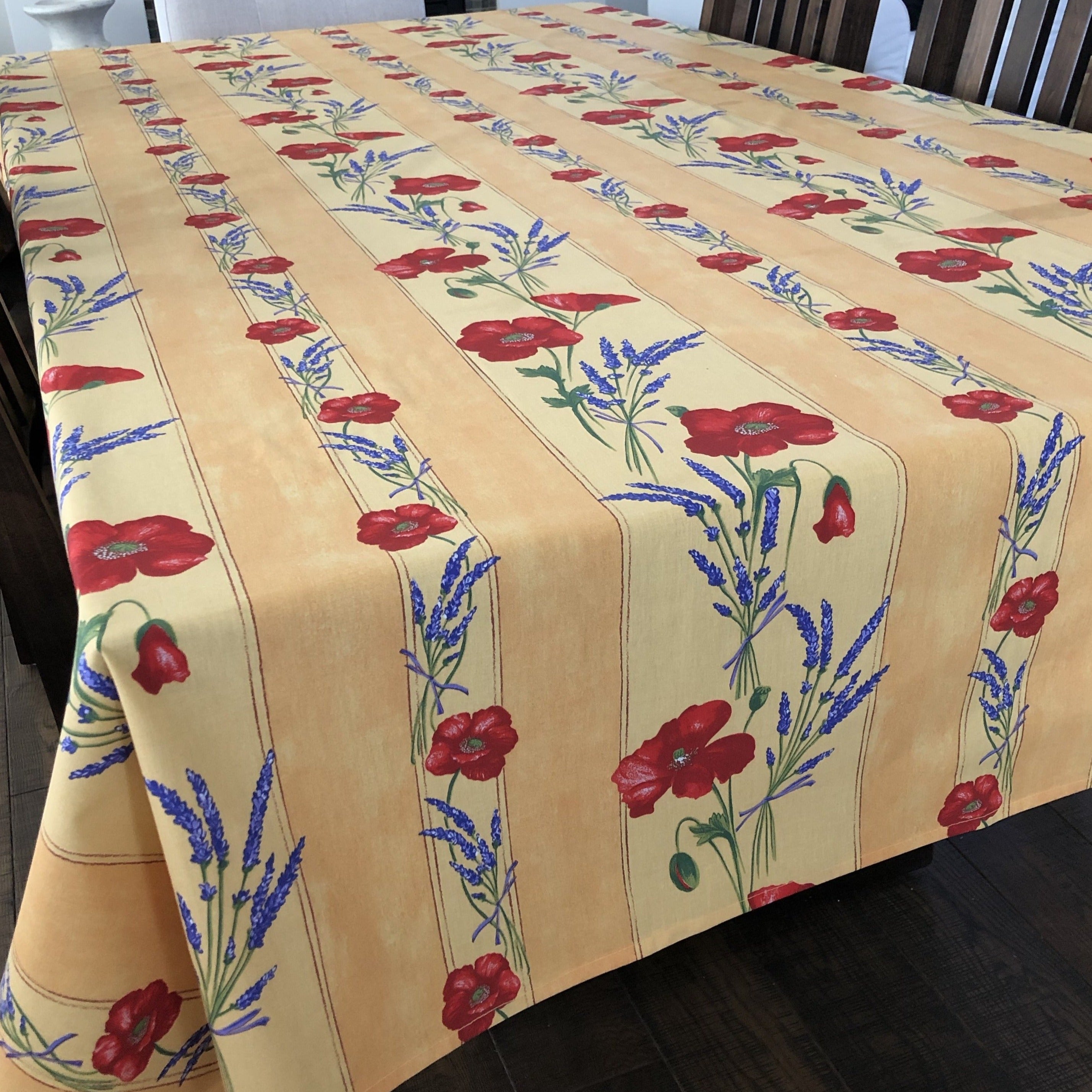 Perfect Poppies Coated Cotton Tablecloth | French Tablecloths